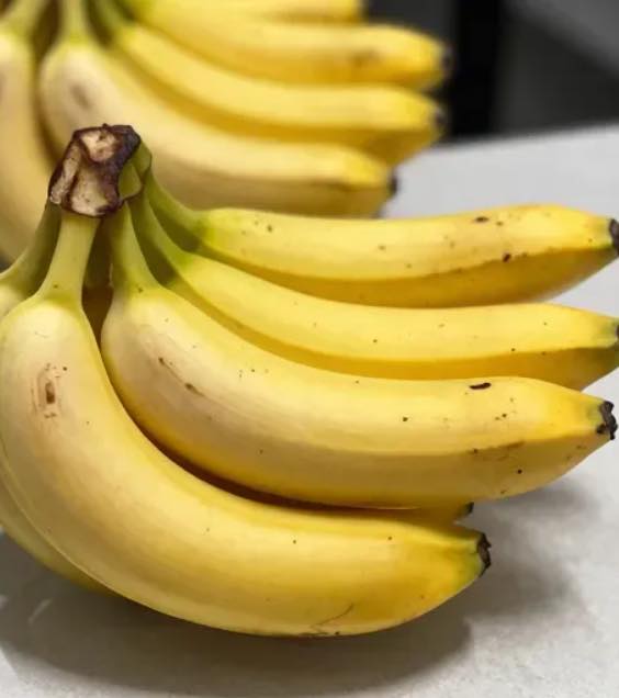 Doctors Reveal That Eating Bananas Causes ….