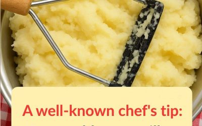 The Best-Kept Secret to Creamy, Gourmet Mashed Potatoes (It’s NOT milk!)The Best-Kept Secret to Creamy, Gourmet Mashed Potatoes (It’s NOT milk!)