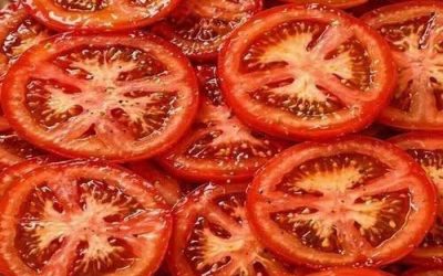 Tomato consumption can produce this effect on the body, according to some studies