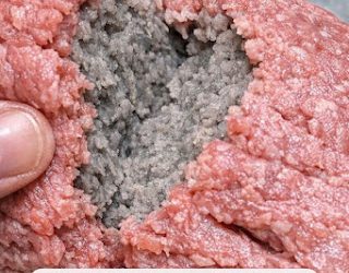 I Just Bought Ground Beef and the Inside is Grey — Did the Store Scam Me? (The Truth About Meat Color and Kitchen Peace of Mind)